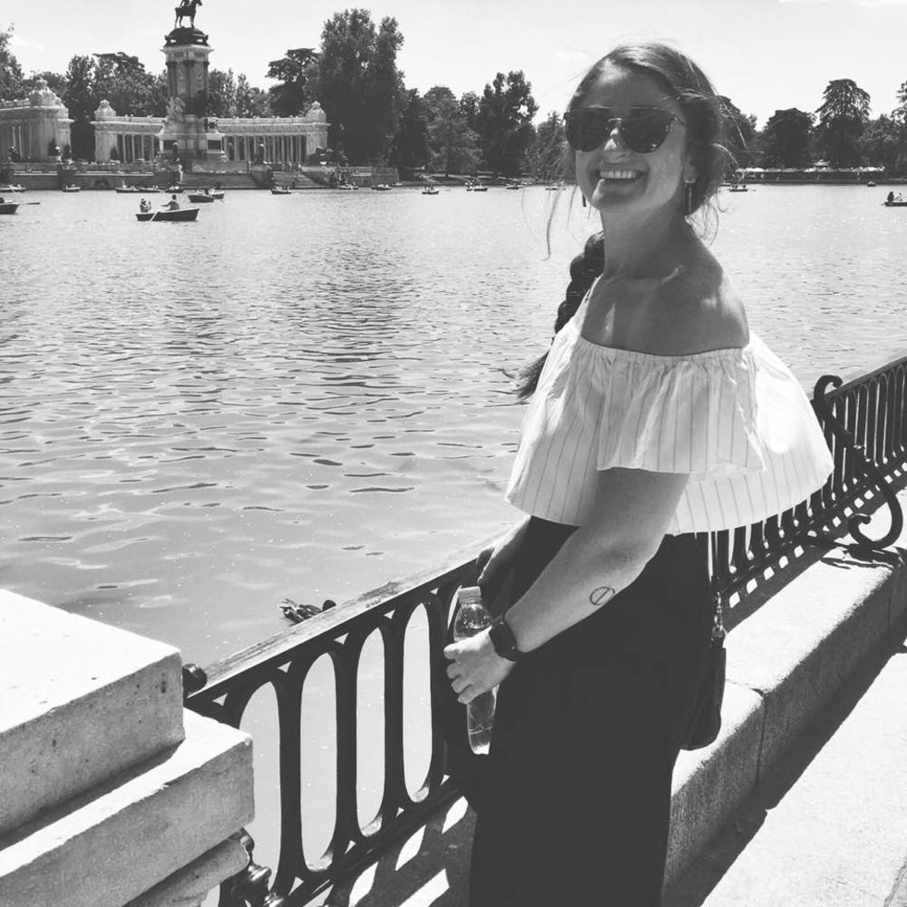 Meet your Posher, Avalon